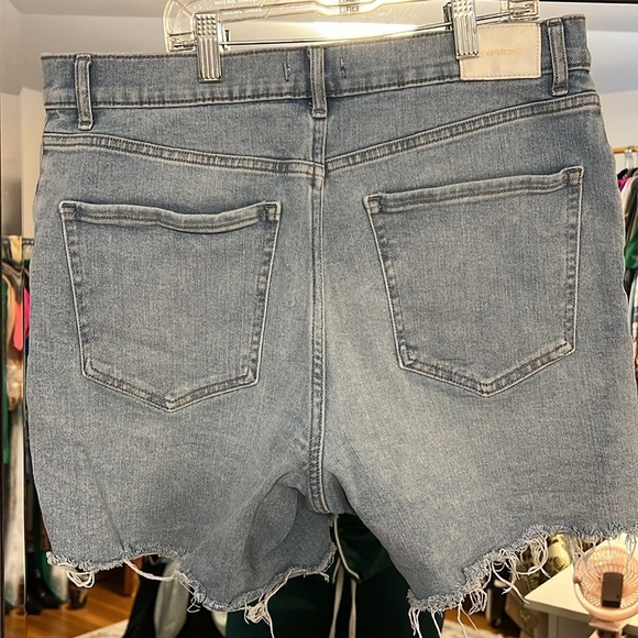 Express acid washed shorts - Picture 4 of 4